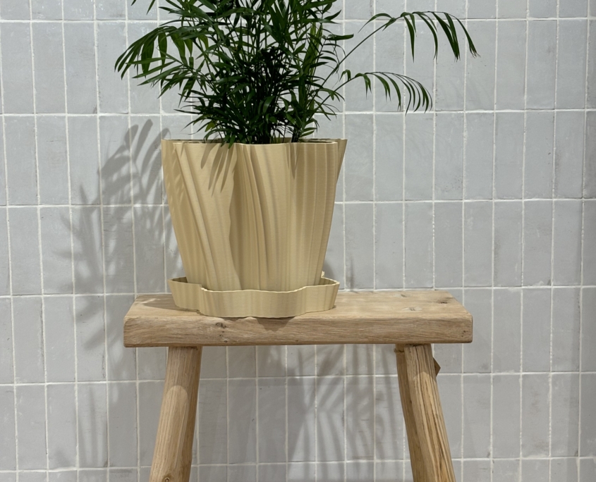 Banc tabouret en bois cache pot design décoration meuble Maison Madise Nantes